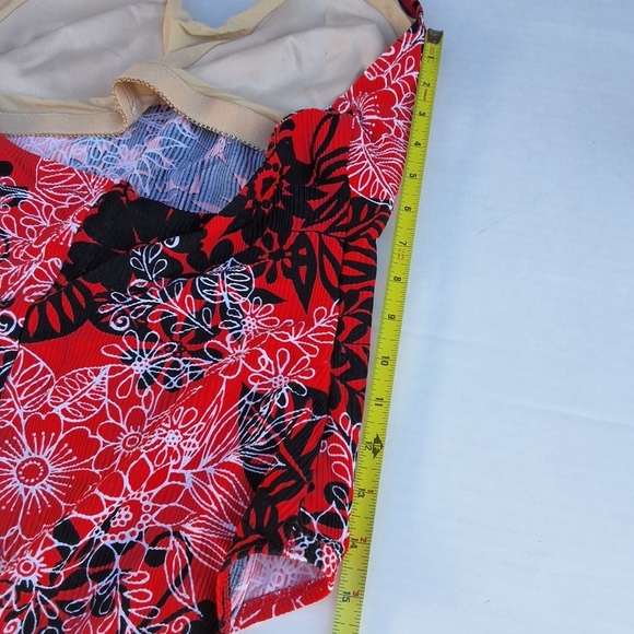 Catalina Hawaiian Print PLUS halter Swimsuit.3X - Picture 5 of 13